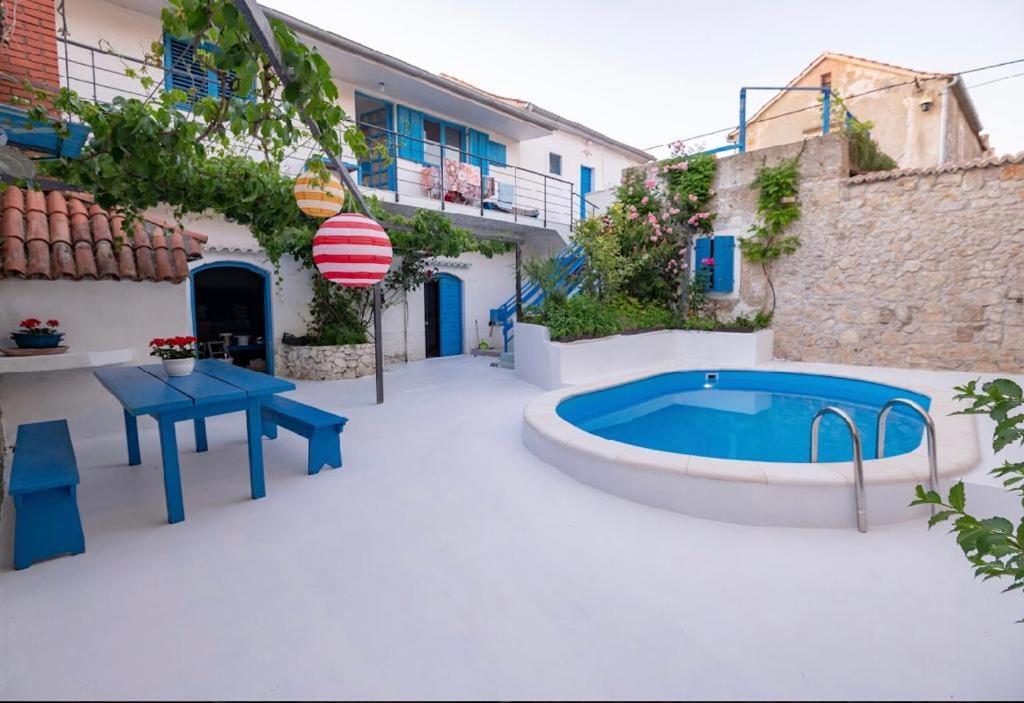 Dalmatian Rustic House Villa Petrcane Exterior photo